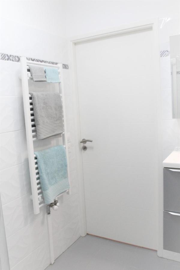 Appartement Tout Equipe, Cosy 생드니 외부 사진