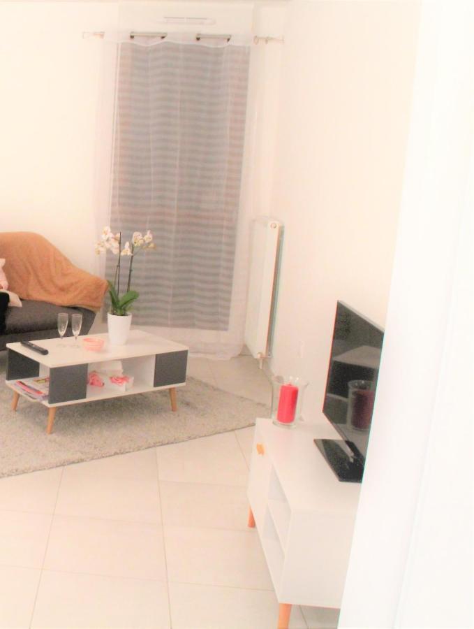 Appartement Tout Equipe, Cosy 생드니 외부 사진